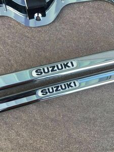 【SUZUKI】スズキ 純正 メッキ ナンバーフレーム 前後２枚セット