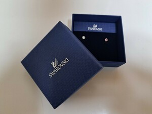 SWAROVSKI スワロフスキー ピアス 箱付 アクセサリー