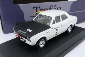 Trofeu FORD ESCORT 1600TC #2 Ford e skirt box attaching 1/43 Portugal made ikore