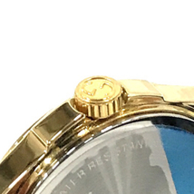 1円 新品同様 グッチ 腕時計 YA126571 126.5 デイト ゴールドカラー クォーツ レディース 純正ベルト 付属品有_画像5