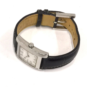 フェンディ クォーツ 腕時計 ベルト社外 ホワイト文字盤 レディース スクエアフェイス ファッション小物 FENDIの画像4