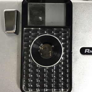 RICOH AUTO HALF F:2.8 25mm コンパクトフィルムカメラ 光学機器の画像2