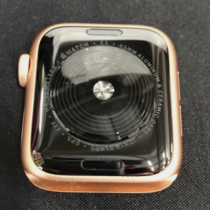 1円 Apple Watch SE 40mm GPS+Cellularモデル MYEH2J/A A2355 ゴールド スマートウォッチ 本体の画像3