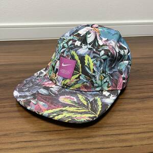 NIKE GOLF Cap HERITAGE86 floral print total pattern Nike Golf cap floral print domestic regular goods Nike Golf worn te-ji86