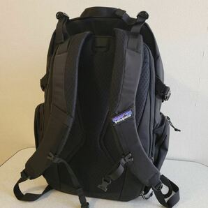 patagonia パタゴニア リュック backpack PaxatPack32L 黒 BLACK 【新品未使用保管品】トラベル旅行通勤通学デイパック 大容量即決即購入の画像2
