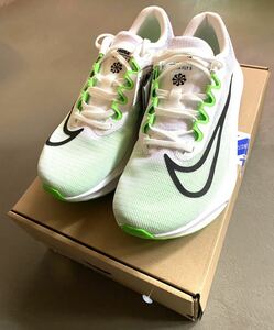 NIKE ZOOM FLY5 ズームフライ5 26cm ナイキ　未使用