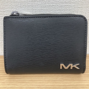 美品　MICHAEL KORS　マイケルコース　コンパクトウォレット　二つ折り財布　ブラック　黒　財布　ロゴ　MK　ワンポイント