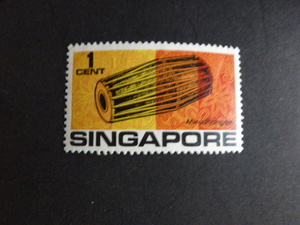 A-65　シンガポール　楽器