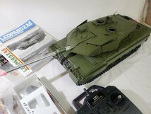 TAMIYA タミヤ LEOPARD 2A6 MAIN BATTLE TANK 戦車 プラモデル ラジコン 組み立て途中 大量塗料おまけara-☆150_画像3