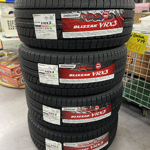 新品 BRIDGESTONE BLIZZAK VRX3 17インチ タイヤ４本 205/50R17 93Q XL 2023年(43週) ブリヂストン ブリザック スタッドレス 札幌市の画像1