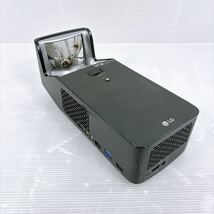 【現状品】 LGエレクトロニクス Minibeam UST PF1000UGブラック超単焦点 プロジェクター リモコン付き_画像3