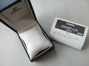 CASIO エディフィス EQW-A1100 の純正ボックスと 個体番号等記名ありの保証書とトリセツ 説明書 カシオ番号5239 付属品