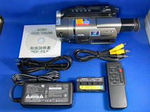 安心10日保証 SONY CCD-TRV80 Hi8/8ミリビデオカメラ 美品 付属品付き 8ミリビデオテープのダビングすぐできます_画像1