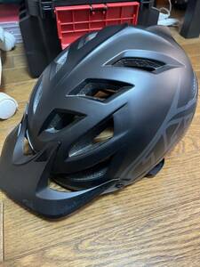 自転車用ヘルメット TLD トロイリーデザインズ　A1 HELMET DRONE - BLACK