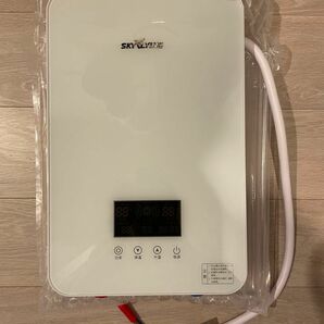 電気給湯器 220V 8000W 小型電気温水器 30℃-55℃ 電気タンクレス給湯器 家庭用 温水ヒーター 