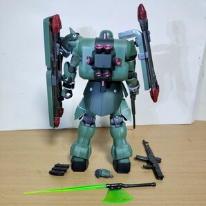 HGUC 1/144 プレバン 限定 親衛隊仕様 ギラ・ズール キュアロン機 塗装 完成品 袖付き ガンダムUC 素組 ガンプラ フィギュア ジャンク HGの画像7