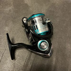 新品 ダイワ エメラルダス LT2500S-H-DH DAIWA EMERALDAS LT 2500 エギング スピニングリールの画像2