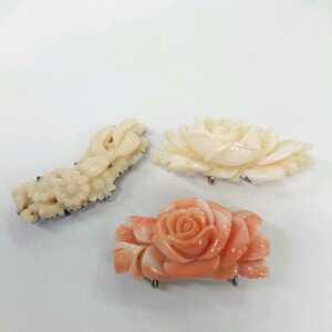 ●ハ1978H◎サンゴ　珊瑚　見事な薔薇？・お花デザイン　帯留め　和装小物　3点まとめて　総重量約29.4グラム◎送料込み◎
