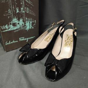 060307 260095-1 SalvatoreFerragamo Ferragamo pumps heel black lady's size :4 shoes shoes box attaching USED goods 