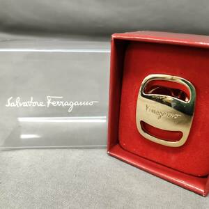 060314 255654 SalvatoreFerragamo　フェラガモ　ベルトバックル　ゴールド系カラーデザイン　アクセサリー　ブランド　USED品