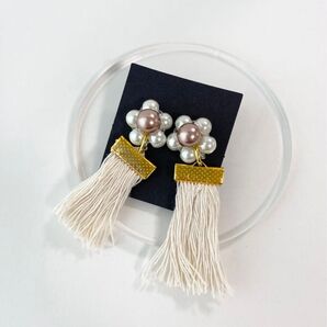 期間限定出品!タッセルピアス