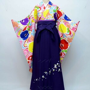 着物袴セット ジュニア用 145cm～154cm 生地：日本製 ブランド：Lako Kura 卒業式にどうぞ 新品（株）安田屋 NO22736