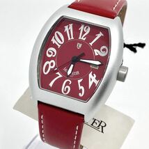 箱付き 未使用 LANCASTER Italy 腕時計 デイト トノー アラビアン 3針 クォーツ quartz レッド シルバー 赤 銀 ランカスター Y659_画像1