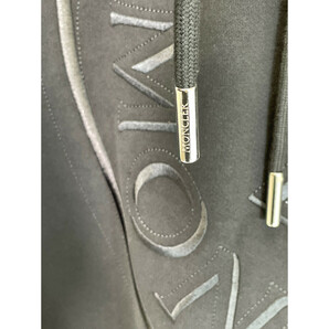 新品同様/国内正規/22年製 MONCLER モンクレール FELPA CON CAPPUCCIO ロゴ刺繍 プルオーバー パーカー/ トップス M ブラック メンズの画像7