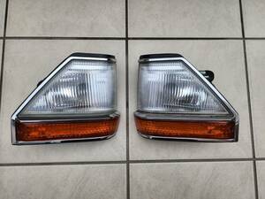 * rare *Y30 Gloria latter term [ sedan ] original corner lamp turn signal * Cedric * Wagon * van *WY30VY30PY30