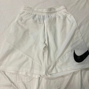 ★値下げ★ NIKE ナイキ　ショートパンツ ハーフパンツ