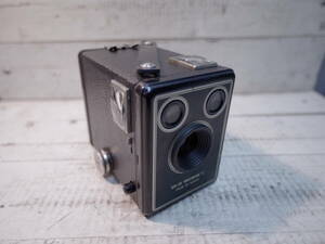 M10447 コレクター品 オリジナルモデル KODAK SIX-20 BROWNIE C アンティーク ボックスカメラ Model C イギリス製LONDONゆうぱっく60 0603