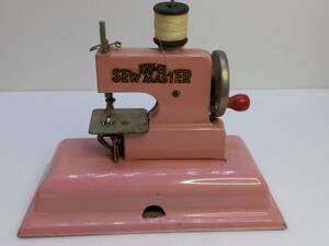  Vintage toy sewing machine pink KAY EE SEW MASTER