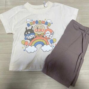 新品* アンパンマン　半袖パジャマ　ピンク　95