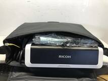 ☆T12☆使用時間：3H RICOH リコー PJ WX4241N プロジェクター 天吊り 3300ルーメン/16:10 ビジネス ソフトキャリングケース リモコン付 _画像5