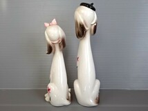 ●昭和レトロ☆内藤ルネ風《陶器製の猫の置物ペア/2匹セット》ねこ高さ25㎝/21.5㎝★小欠けと背中面に経年感あり☆送料無料です!_画像7