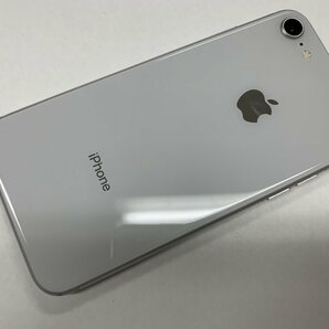 JI647 SIMフリー iPhone8 シルバー 64GB ジャンク ロックOFFの画像2