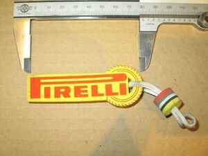 当時物!! ピレリ スポンジ キーホルダー PIRELLI ベスパ ハーレー ハインケル モトグッチs