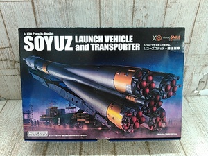 He11-100♪【80】未開封 グッドスマイルカンパニー MODEROID 1/150 ソユーズロケット+搬送列車
