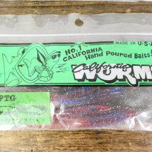 △【中古品】(F18) 希少 /CALIFORNIA WORMS /カルフォルニアワーム /パドルテールグラブ /4インチ /2点セット /アメリカ製 /バス釣り @370 の画像3