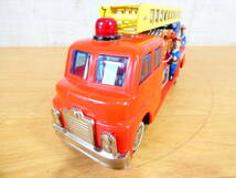 ◎ジャンク ブリキ玩具 光球商会 消防車 FIRE ENGINE 全長約26cm プラスティック＆ブリキ 電動走行 通電のみ動確 昭和レトロ ＠60(3)_画像8