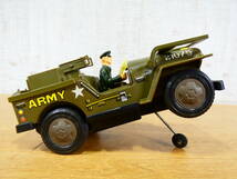 ◎ジャンク 当時もの 電動 ブリキ＆プラスティック玩具 FRONT-LINE ARMY JEEP 21075 全長約25cm 動作確認済 昭和レトロ 詳細不明 ＠60(3)_画像5