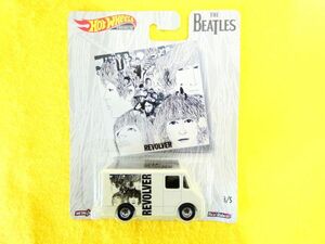 未開封！ HOT WHEELS ホットウィール THE BEATLES COMBAT MEDIC ビートルズ ミニカー @送料520円(3-5)