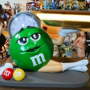 エムズアンドエムズ m&m's ミドリちゃん 店舗ディスプレイの画像1