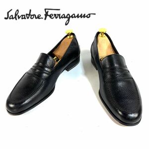 【未使用】Salvatore Ferragamo サルヴァトーレ フェラガモ レザー ローファ シボ革 06303 422 8 EEサイズ ブラック イタリア製