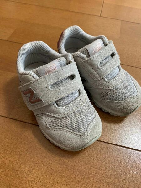 new balance ニューバランス　373 スニーカー　グレー/ピンク　13cm　　