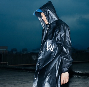  free shipping * new goods man and woman use stylish raincoat commuting going to school rain measures bicycle black rainwear * big Logo /XL