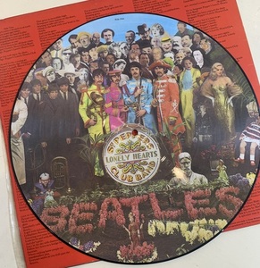 英国版The Beatles　LONELY HEARTS　希少なイギリスHMV購入品