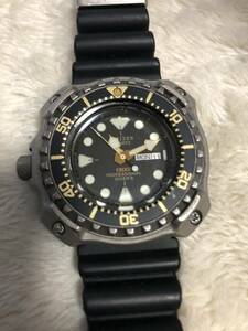 CITIZEN PROFESSITONAL DIVER‘S プロフェッショナル ダイバーズ 1300m 1980年代銘記