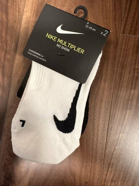 Nike ナイキ　ソックス　靴下　21cm〜23cm ユニクロ
