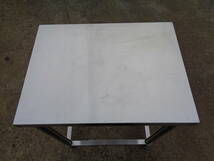 C258 厨房台　作業台　業務用テーブル　幅約60cm　奥行約45cm　高さ約80cm_画像2